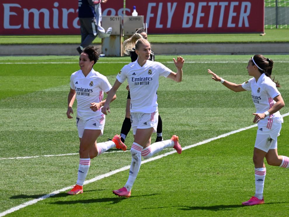 Algunas jugadoras del Real Madrid femenino.