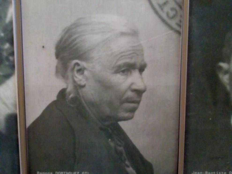 Retrato de Ramona Domínguez en el Museo de Oradour sobre la matanza de los nazis en 1944.