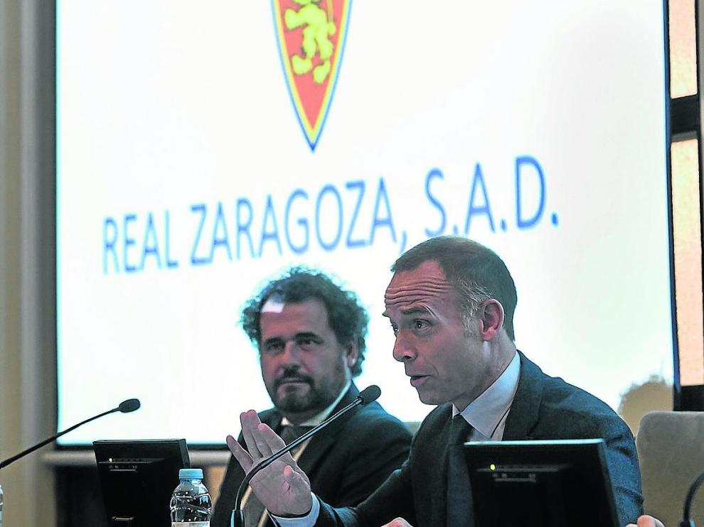 Christian Lapetra, presidente del Real Zaragoza, junto a Mariano Aured, director financiero