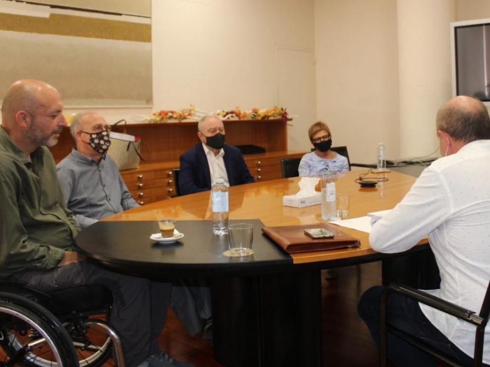 Reunión de la DPH y la Plataforma Ciudadana por un nuevo Centro de Salud en Barbastro