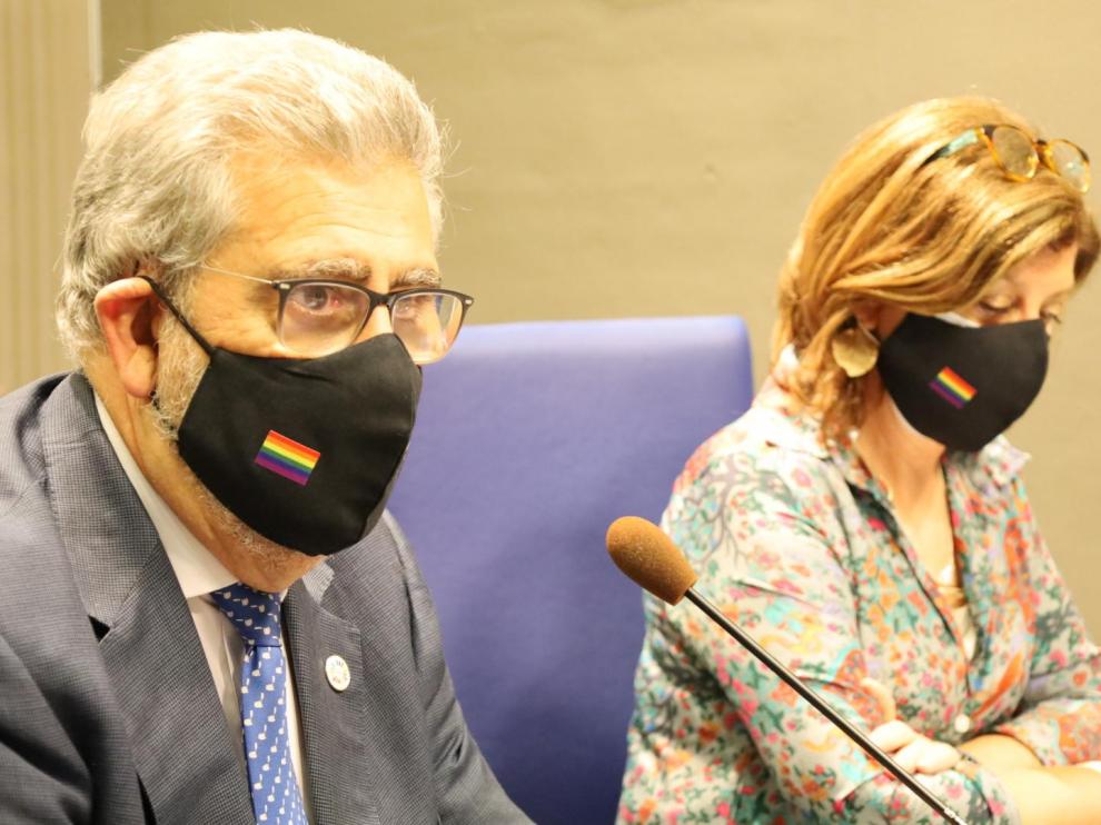 José Antonio Mayoral y Angelá Alcalá en la rueda de prensa celebrada este lunes