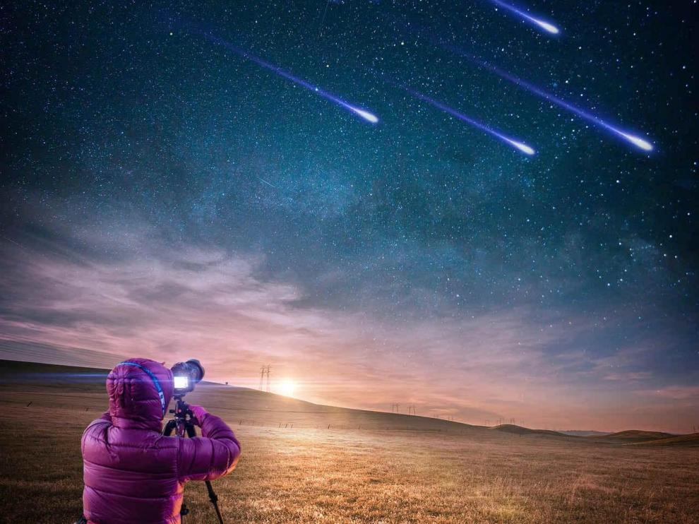 Simulación de una lluvia de estrellas