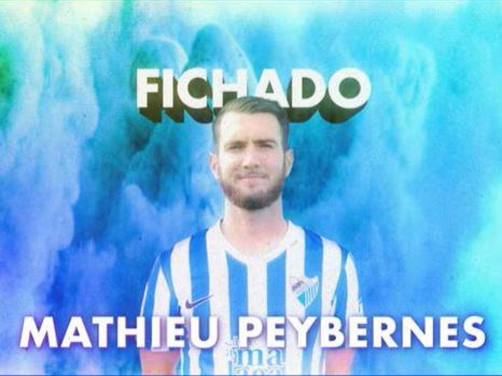 Captura del vídeo con el que el Málaga CF anuncia desde media tarde de este lunes que Peybernes es nuevo fichaje del club andaluz.