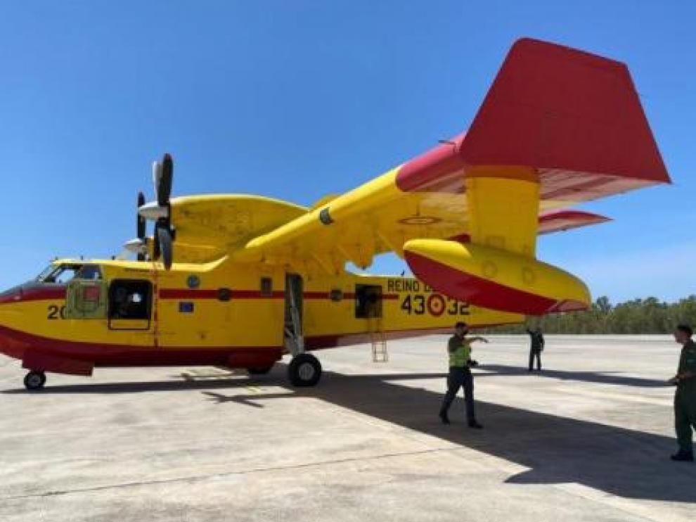 Avión enviado por España a Grecia para luchar contra los incendios que sufre ese país.
