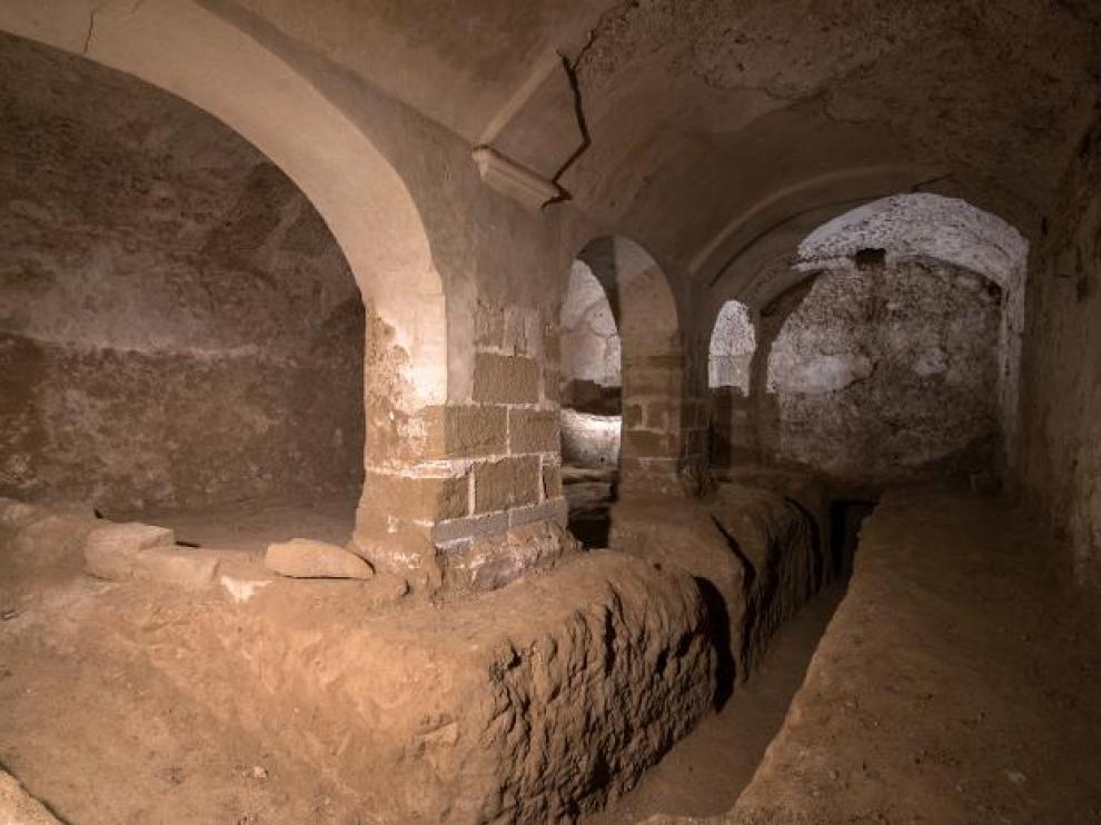 Interior del polvorín de la Guerra Civil descubierto en el edificio de obediencias de La Cartuja de Las Fuentes de Sariñena.
