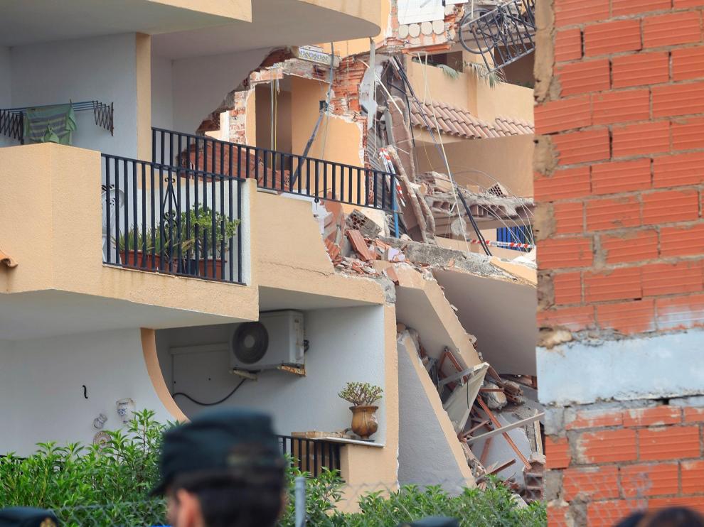 El edificio derrumbado en Peñíscola tenía 30 años y colapsó "bastante rápido"