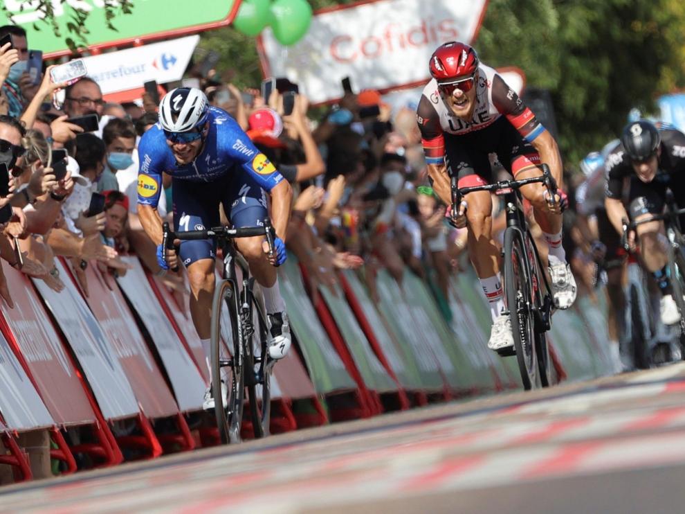 Senechal (izquierda), vencedor de la 13ª etapa Bélmez-Villanueva de la Serena de la Vuelta