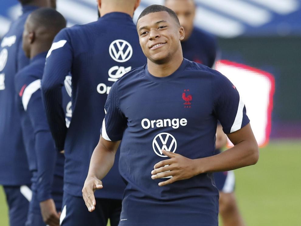World Cup - UEFA Qualifiers - France  training