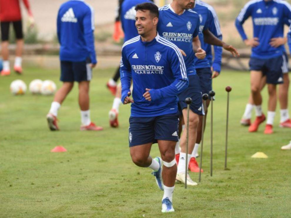 Nano, en el entrenamiento del Real Zaragoza en esta mañana de miércoles en la Ciudad Deportiva.