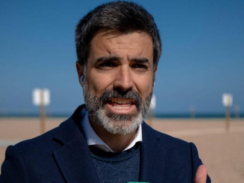 El periodista Diego Sánchez protagonizará ‘Cómo dar noticias de mal tiempo sin necesidad de ahogarte' junto con Alberto Gómez.