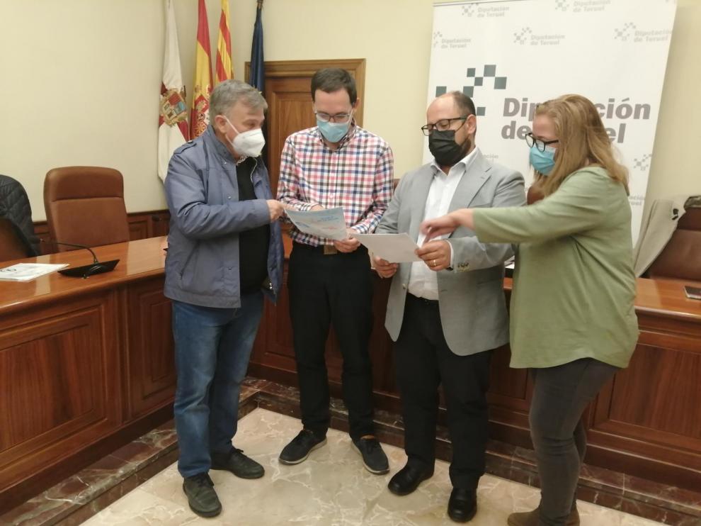 De izquierda a derecha, Ángel Gracia, Manuel Sabater, Alberto Izquierdo y Amparo Atienza.