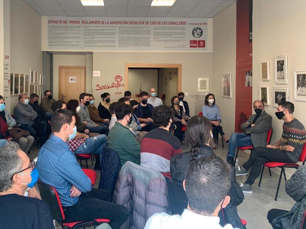 El secretario general del PSOE Aragón, Javier Lambán, clausura las jornadas de formación 'Juan Sancho García' en Ejea