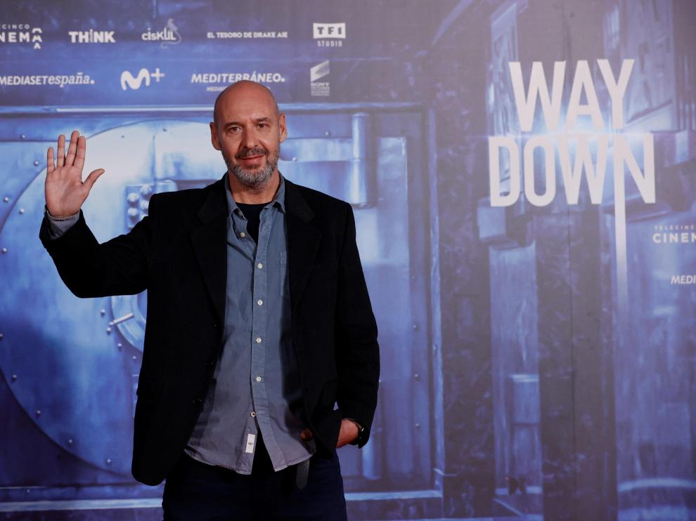 El director de cine Jaume Balagueró posa durante la presentación de la película 'Way Down' en Madrid, este miércoles.