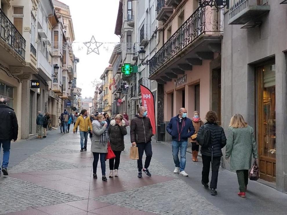 Las calles de Jaca, donde la incidencia alcanza los 495 casos por cada 100.000 habitantes a siete días, ayer