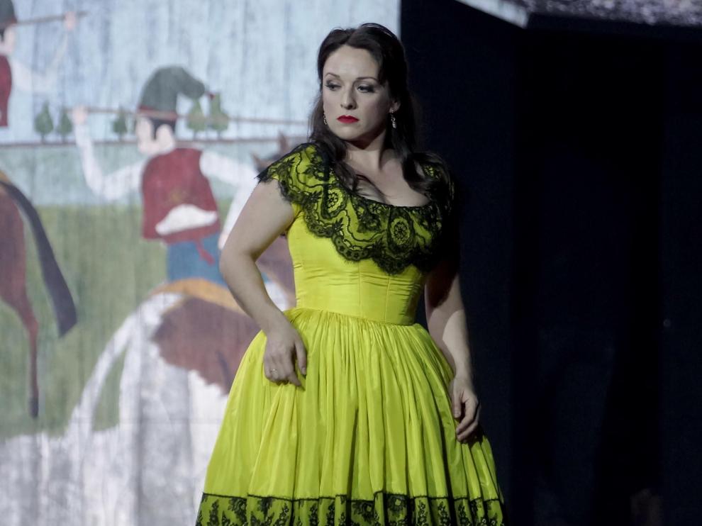 Ruth Iniesta, en su papel en la ópera 'La bohéme' que se representa en el Teatro Real.