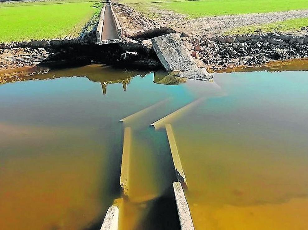 Situación actual de una infraestructura de riego aún sin reparar.