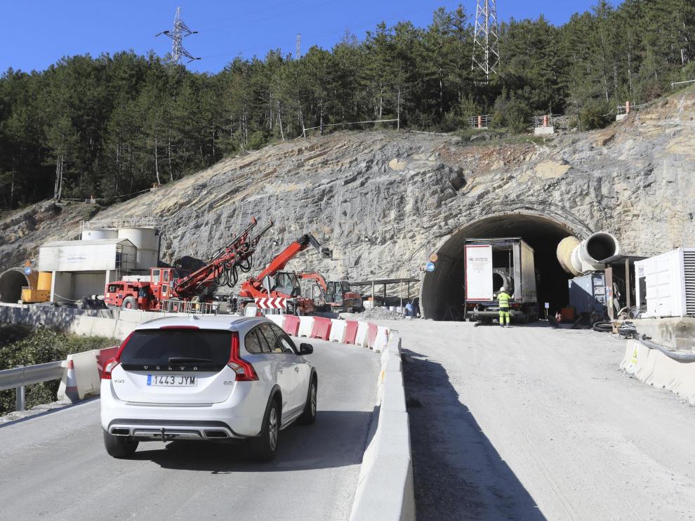 Obras en el congosto de Seira, en la carretera N-260.