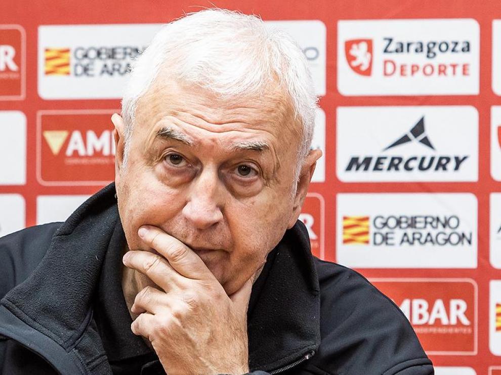 El entrenador del Casademont Zaragoza, Dragan Sakota