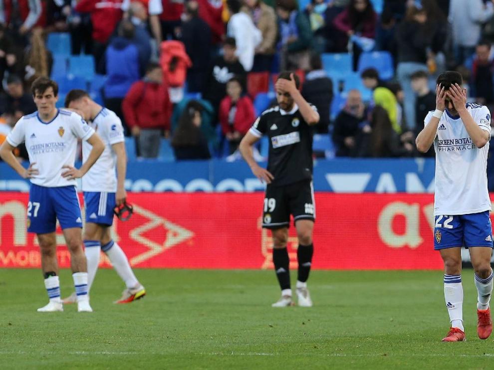 La decepción marcada a fuego, a la conclusion del partido Real Zaragoza-Burgos (0-0) del pasado domingo.