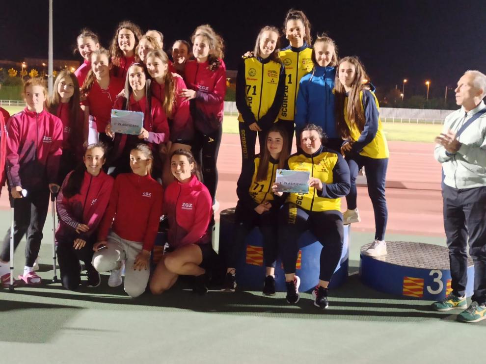 El equipo femenino campeón de Alcampo-Scorpio71.