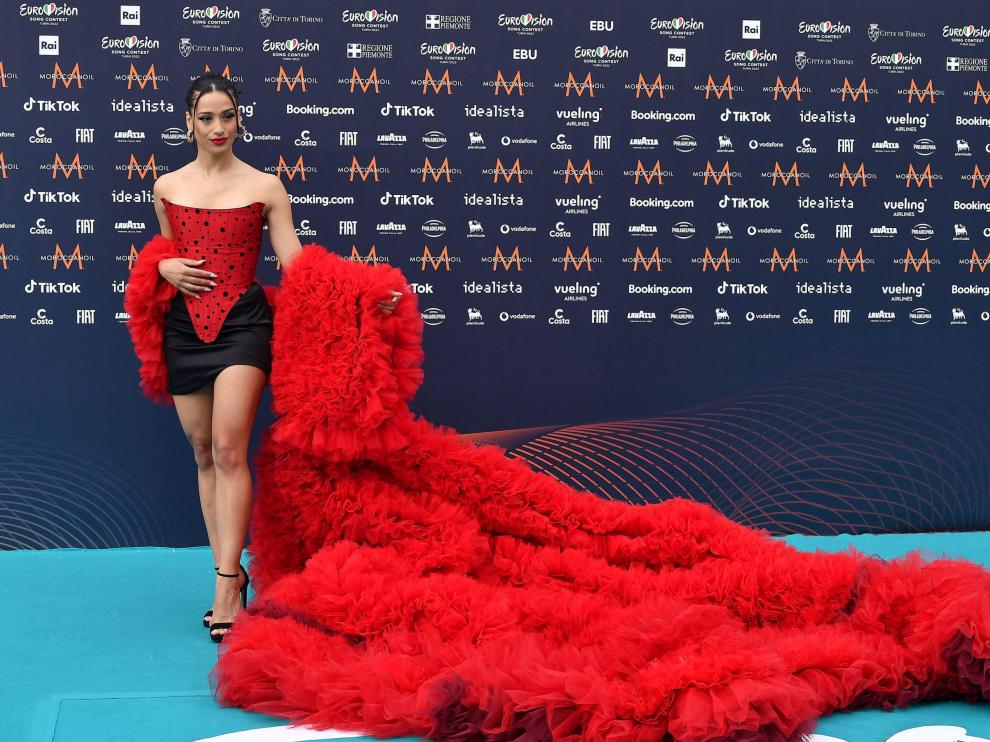 Chanel, en la alfombra turquesa de Eurovisión,