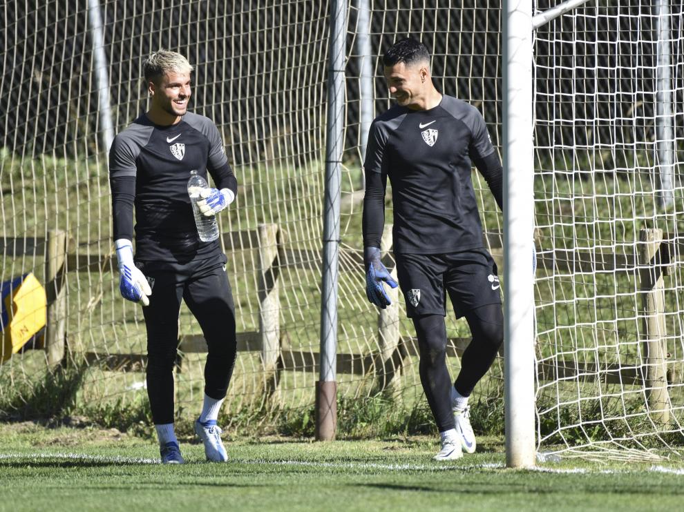 Álvaro y Andrés, durante la concentración de Benasque.