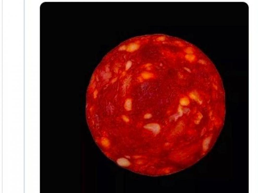 El tuit que publicó el científico francés diciendo que una locha de chorizo era una estrella.