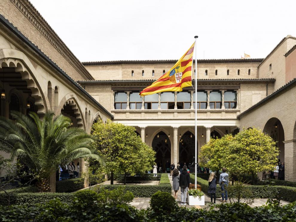 Imagen del palacio de la Aljafería, el pasado 23 de abril