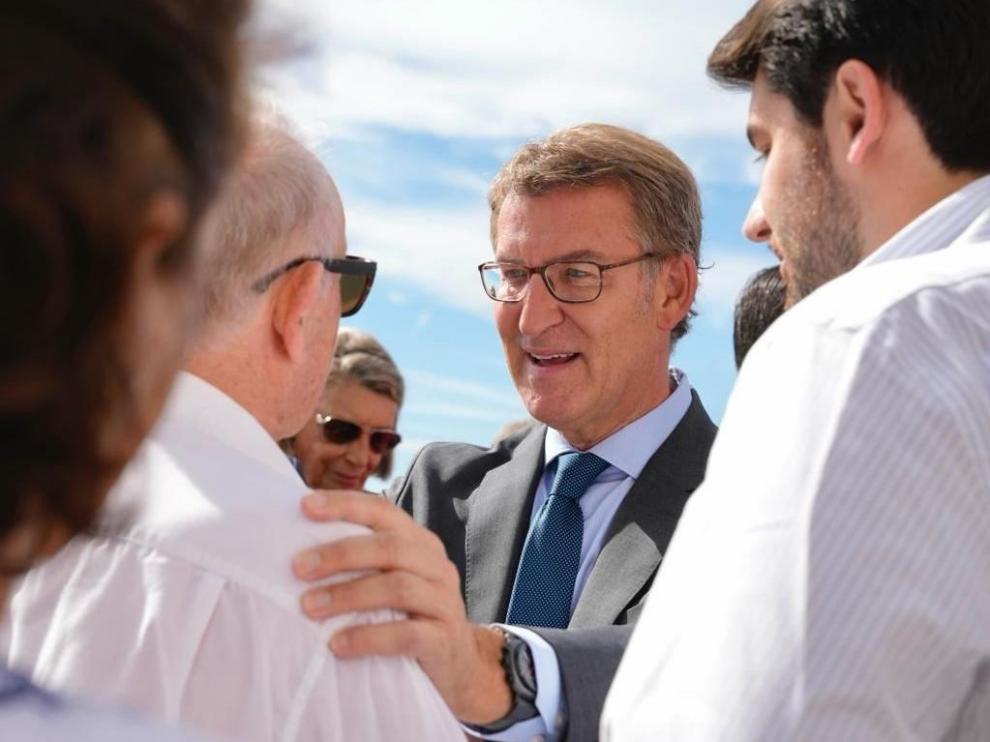 El presidente del PP, Alberto Núñez Feijóo, durante una visita a Tarragona, este viernes.