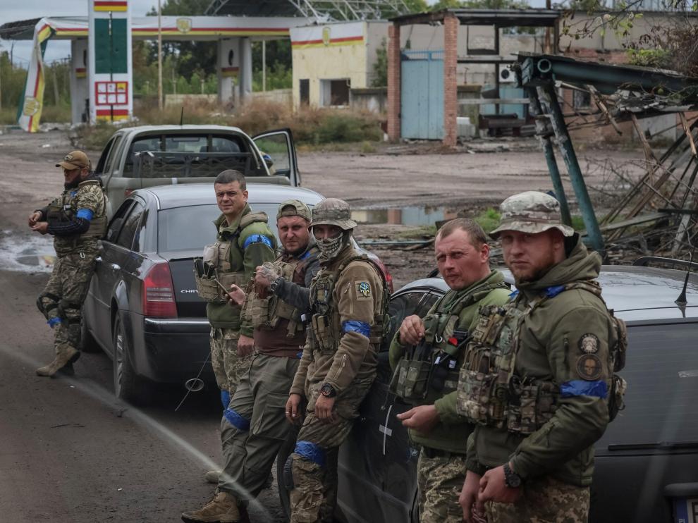 Soldados ucranianos en primera línea del conflicto con Rusia