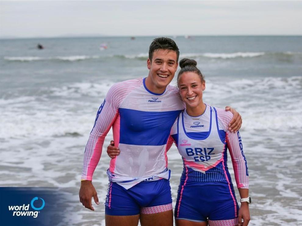 Ander Martín y Esther Briz, flamantes campeones del mundo de remo de mar