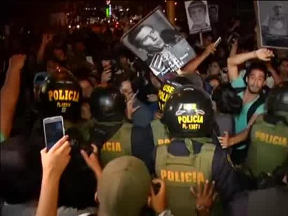 Segundo día de protestas contra el Gobierno de Perú por el indulto a Fujimori