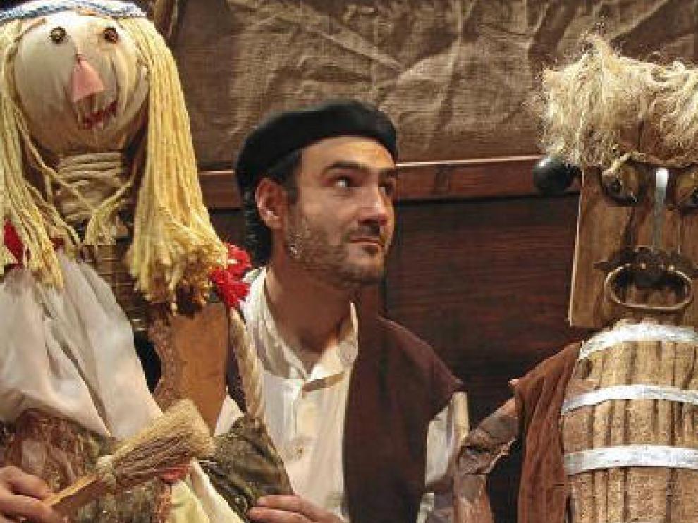 Las historias tradicionales aragonesas, protagonistas de ¿En la cadiera¿, de Producciones Viridiana, que podrá verse el domingo en Ejea.