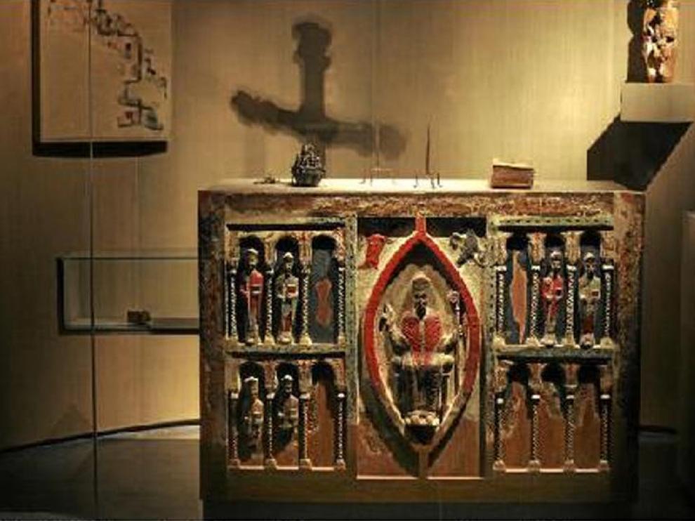 El frontal de Buira, una de las obras en litigio que se expone en el Museo de Lérida.