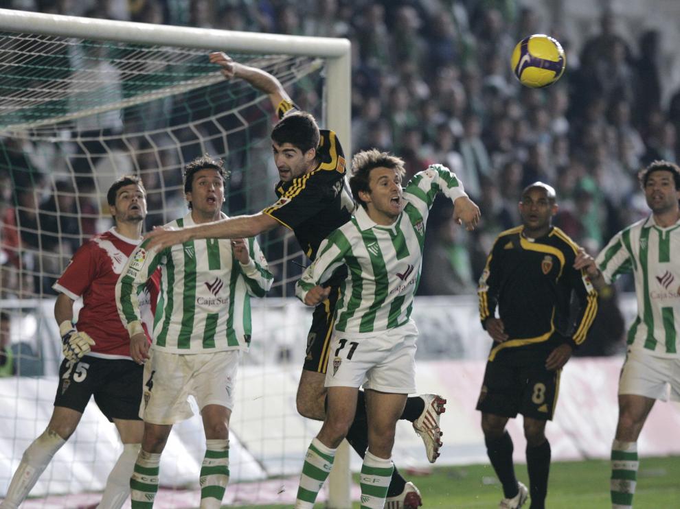 Una de las jugadas del partido