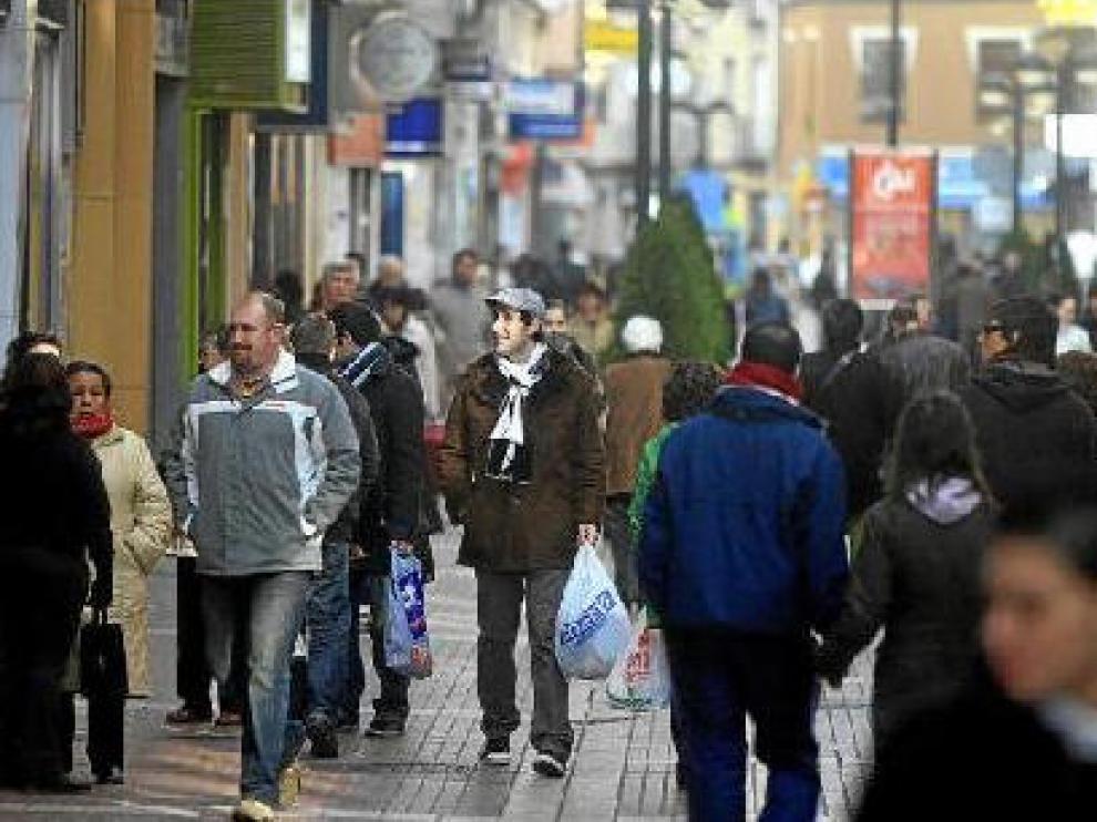 Imagen de la comercial calle de Delicias, que sufre pequeños robos a diario