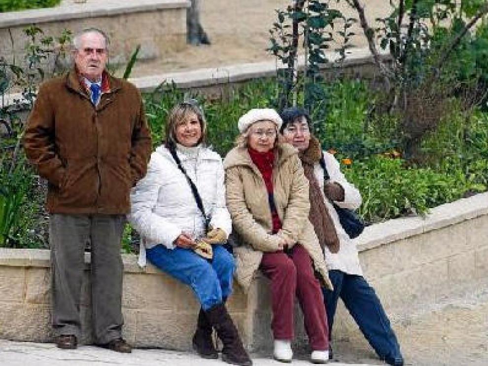 De izquierda a derecha, Manuel Turnos, Raquel Vela, Elena Aliaga y Mari Carmen Fernández
