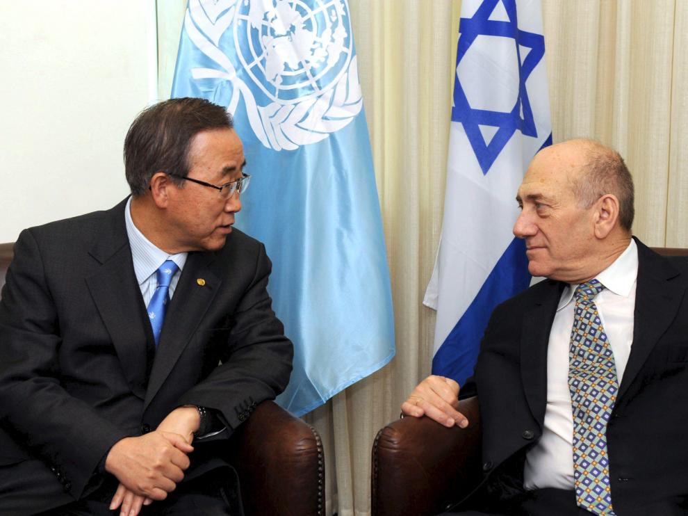 Ban Ki Moon y Ehud Olmert