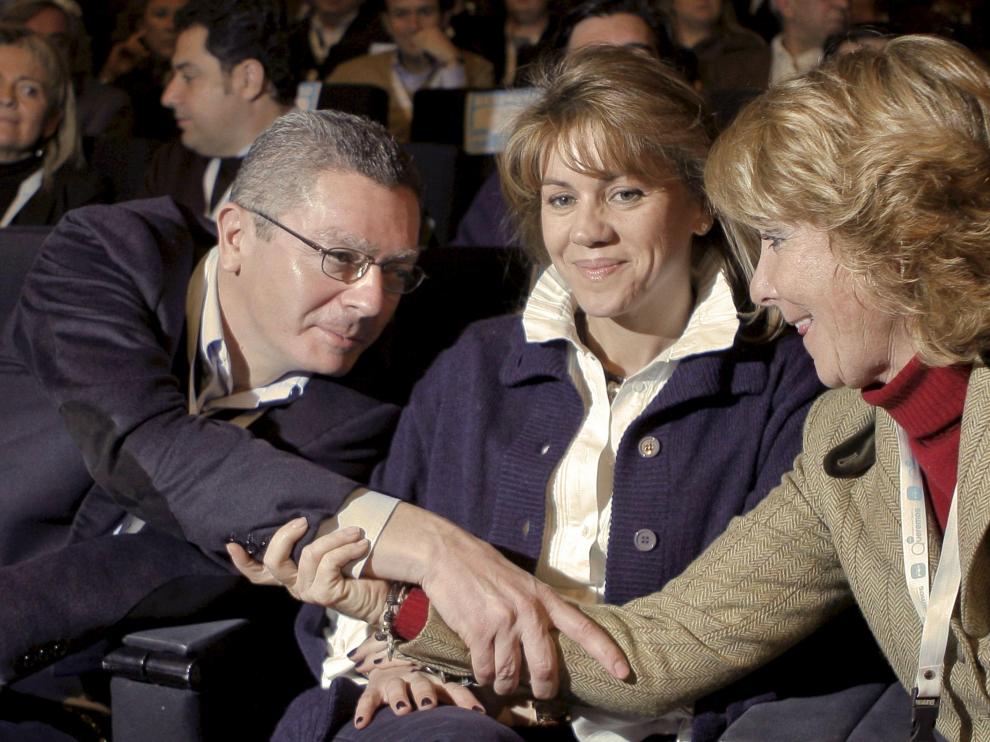 Encuentro entre Gallardón y Aguirre en el Foro 'popular'