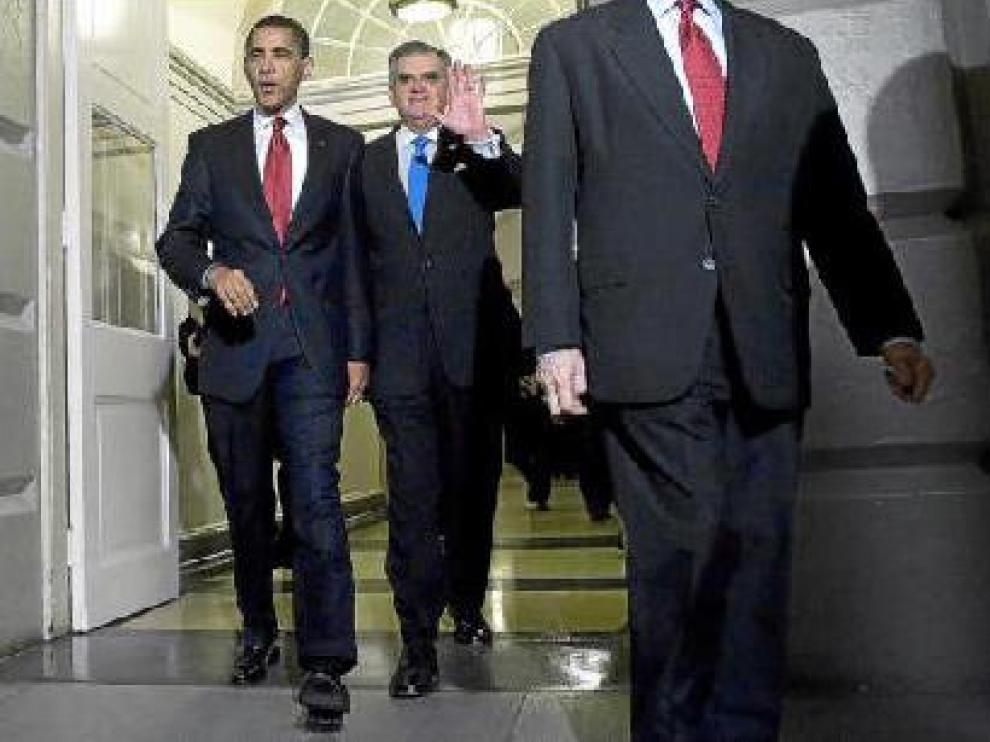 Obama, ayer, a su llegada al Capitolio donde se reunió con los congresistas republicanos.