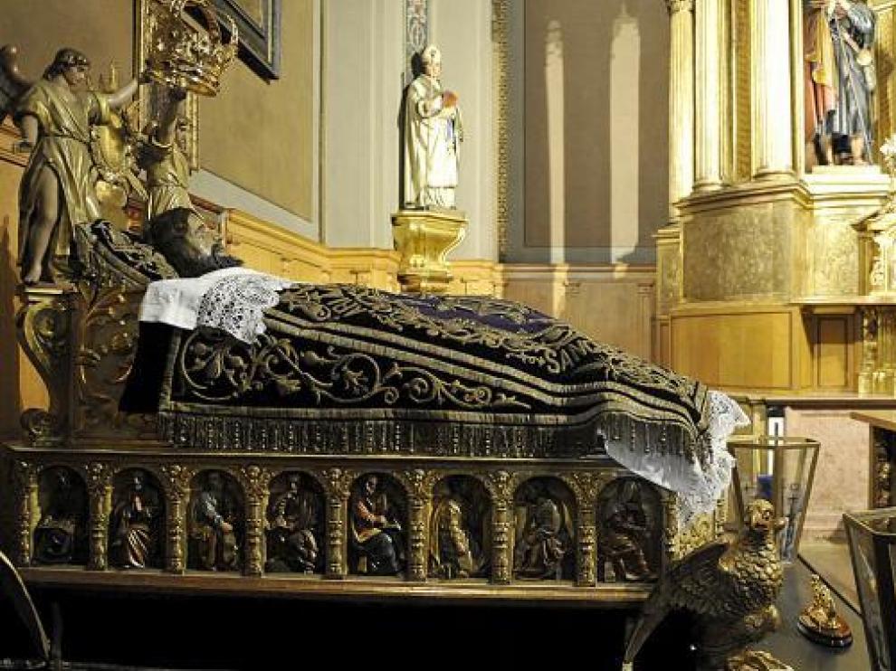 El Cristo de la Cama, fotografiado ayer en la capilla de Santiago de la basílica del Pilar.