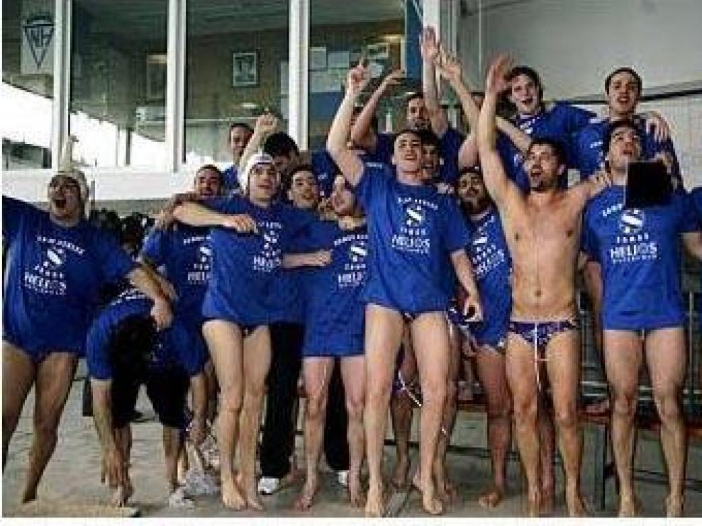 "Somos azules, somos Helios", camiseta especial del ascenso