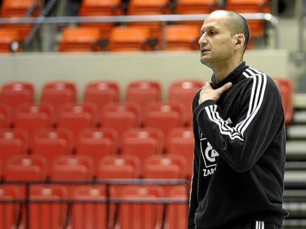 Alberto Angulo, en el entrenamiento de ayer en el Príncipe Felipe.