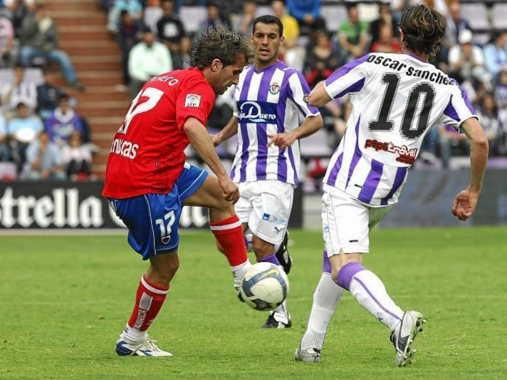 Imagen del partido entre Numancia y Valladolid. Ambos conjuntos luchan aún por la permanencia en Primera División.