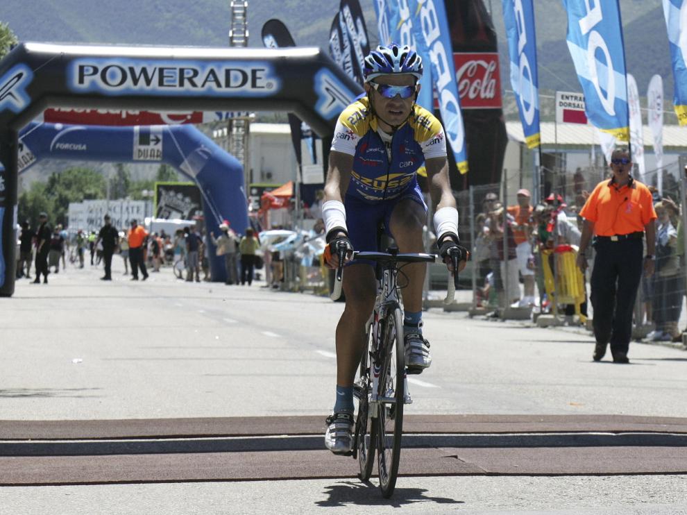 Uno de los participantes de la la XIX Marcha Internacional Cicloturista Quebrantahuesos
