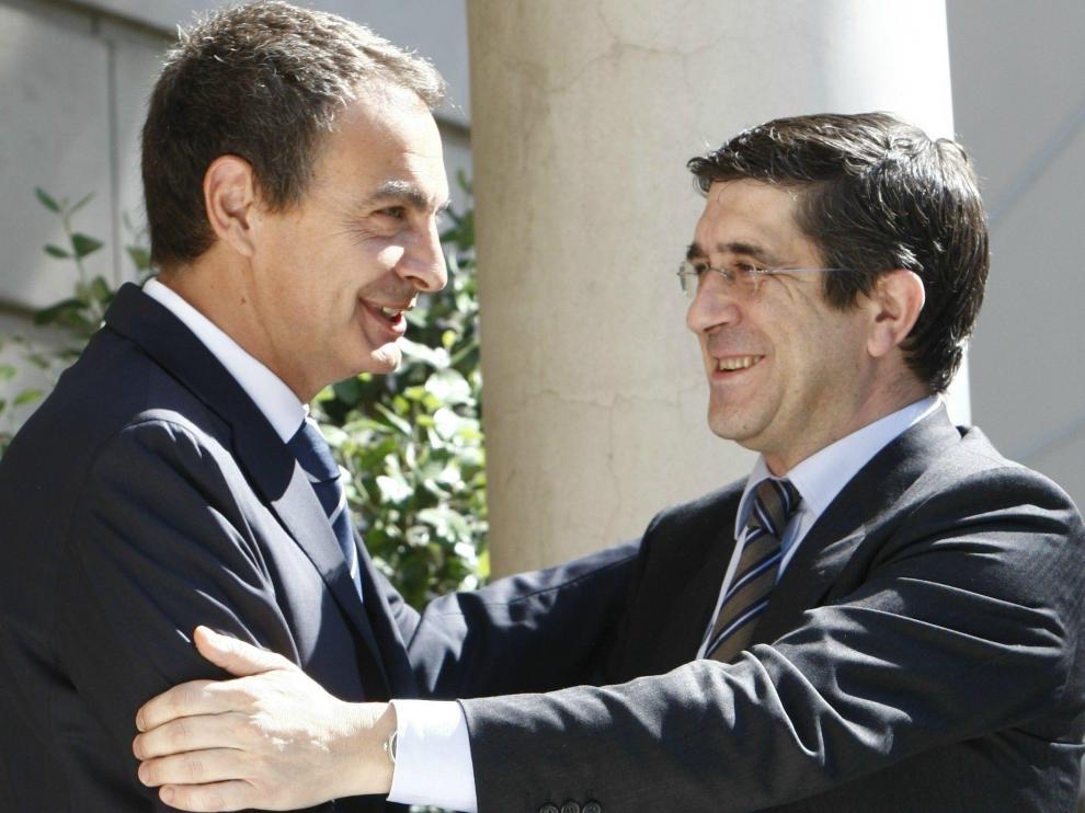 Zapatero y López: "Dos gobiernos y una misma política antiterrorista"
