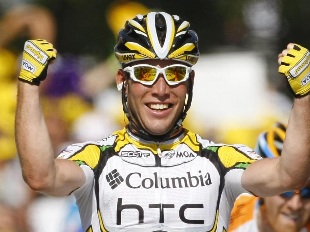 El ciclista británico nada más cruzar la línea de meta