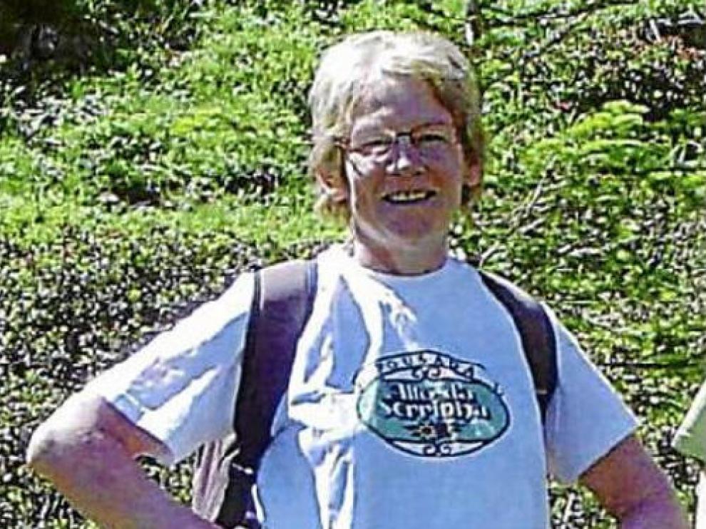 Teresa Bordais en una foto familiar durante una excursión por el monte