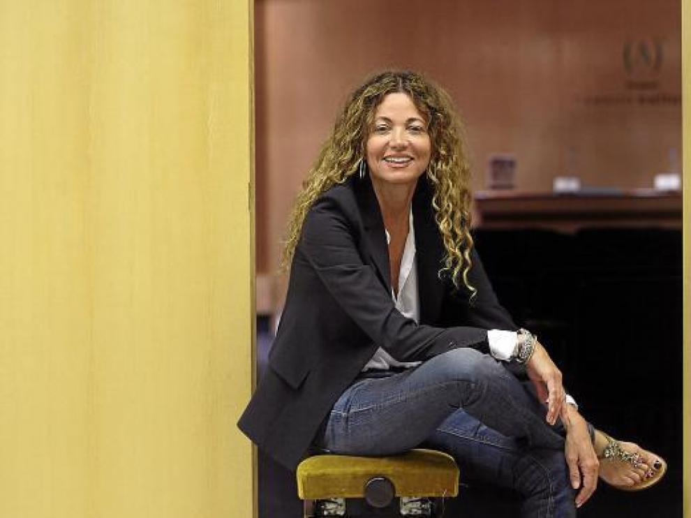 Ángela Becerra, durante la presentación de 'Ella, que todo lo tuvo' en Zaragoza.