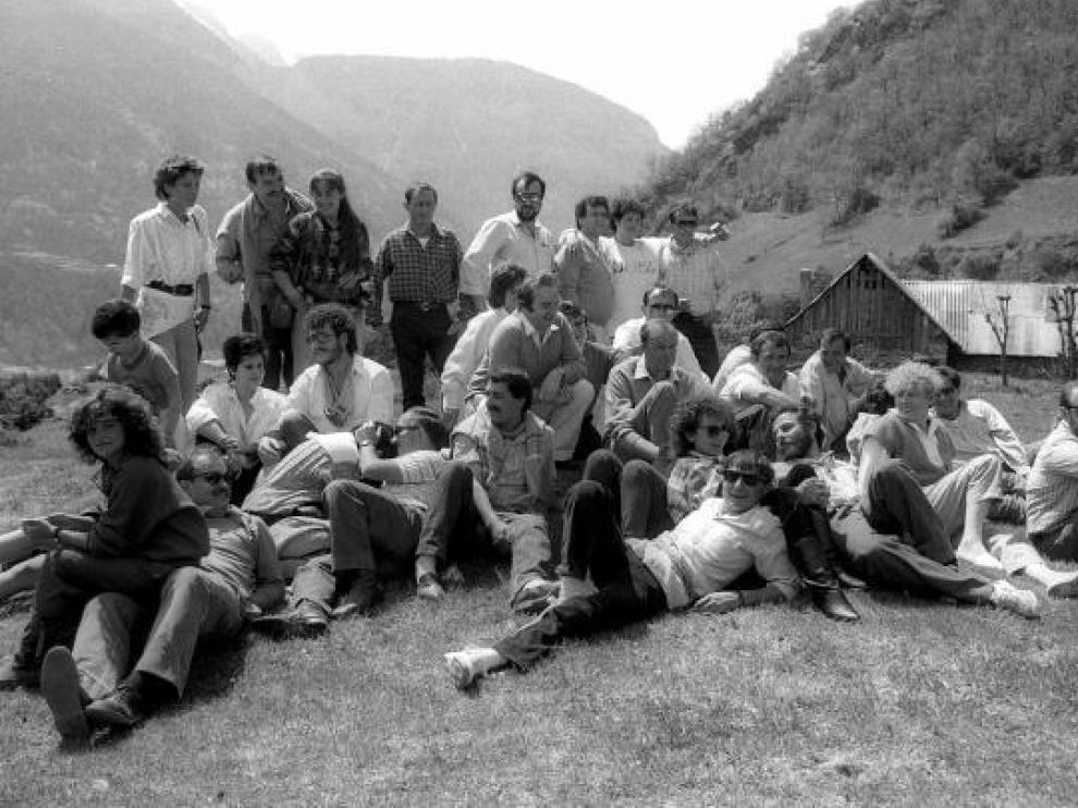 Mozos y mozas de la caravana de 1988, la penúltima que se celebró.
